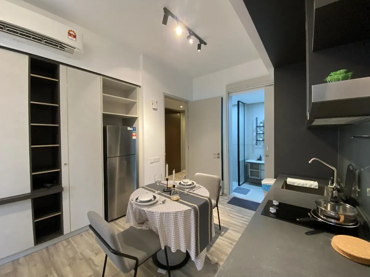 Apartment Mid Valley 3Km Away 360 Sq Ft Millerz Sq Studio Kuala Lumpur Malaysia